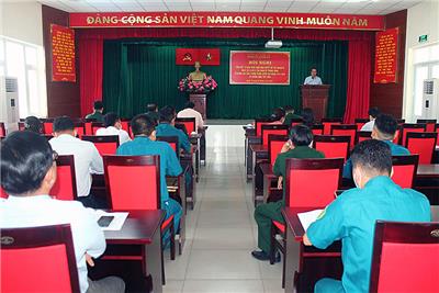 Image: Hội nghị tổng kết 10 năm thực hiện Nghị quyết số 756-NQ/QUTW ngày 20/12/2012 của Quân ủy Trung ương về nâng cao chất lượng huấn luyện giai đoạn 2013 - 2020 và những năm tiếp theo