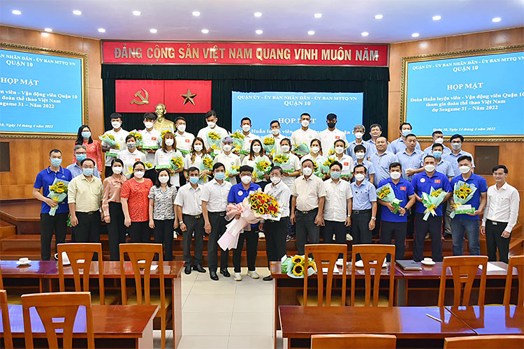 Image: Họp mặt Đoàn Huấn luyện viên – Vận động viên Quận 10 tham gia đoàn thể thao Việt Nam dự Seagame 31 – Năm 2022