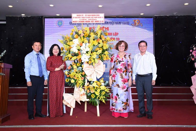 Image: Chương trình họp mặt kỷ niệm 19 năm Ngày Doanh nhân Việt Nam và 18 năm thành lập Hội Doanh nghiệp Quận 10